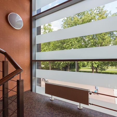 Kueueni 5B Apartment Тарту Стая снимка
