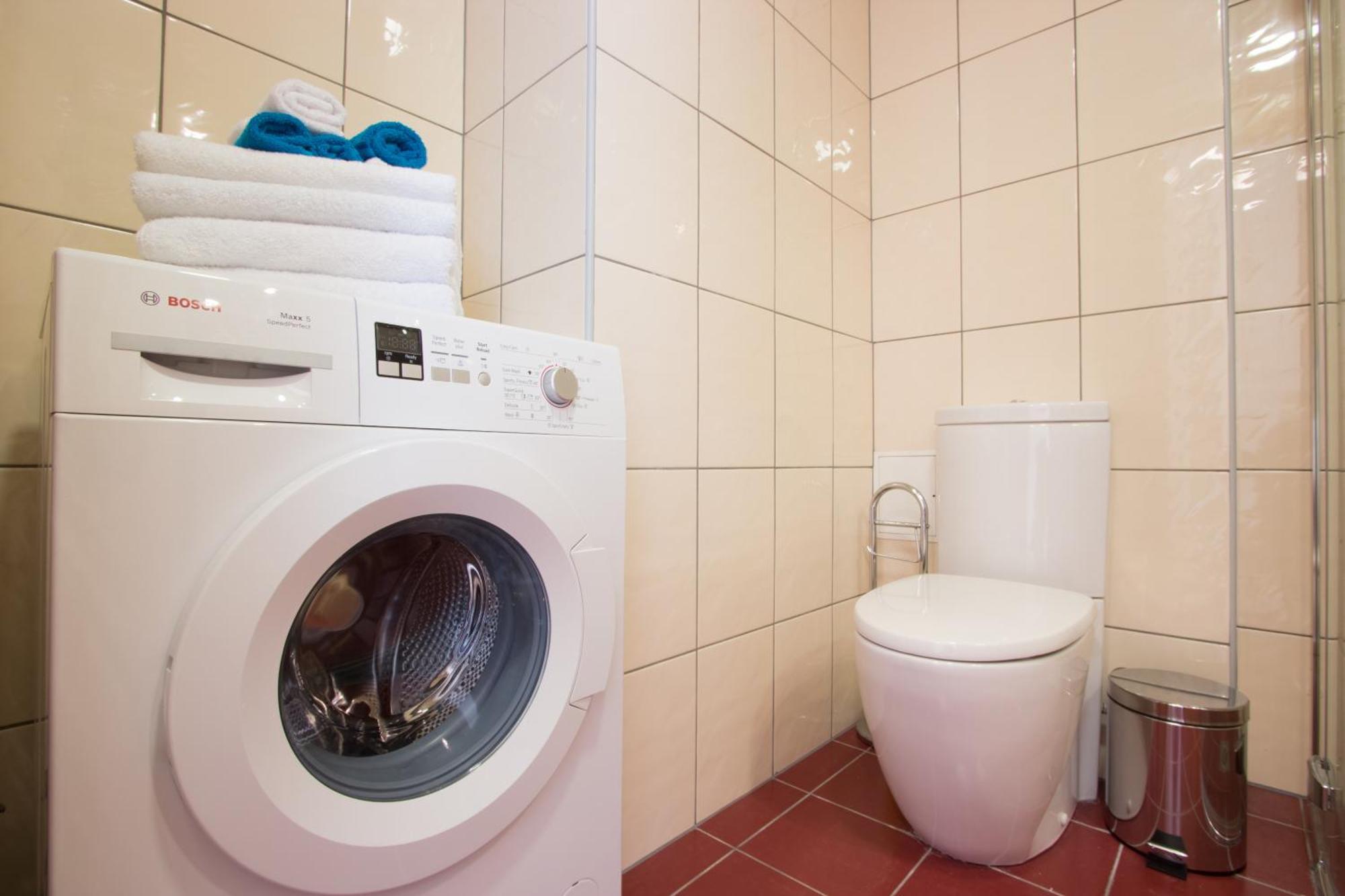 Kueueni 5B Apartment Тарту Стая снимка